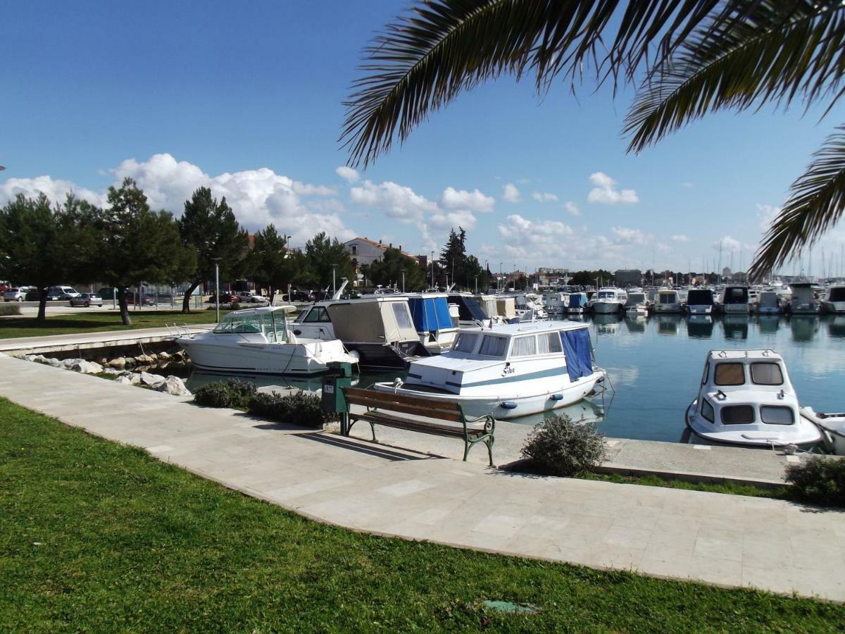 City Beach Apartman *