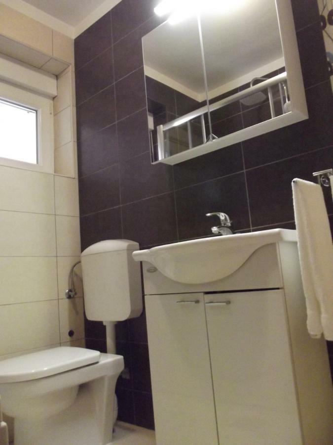 City Beach Apartman *